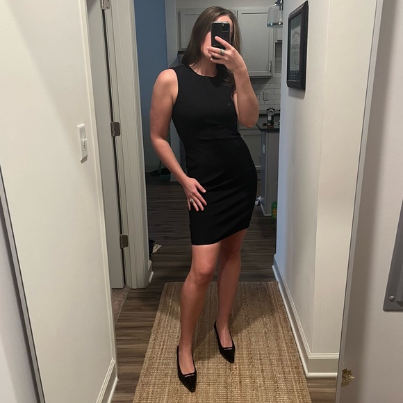Theory Dresses & Skirts - Theory Sleeveless Fitted Scuba Dress In Black